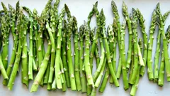 Bara 20 kcal – men mer nytta än du tror: vad sparris gör för kroppen